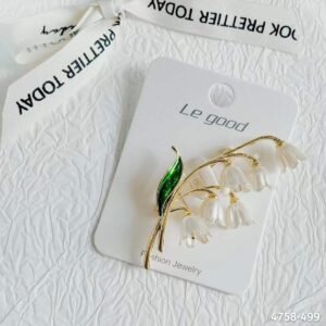 Brooch Product 0008