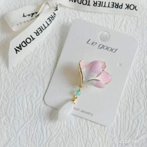 Brooch Product 0014